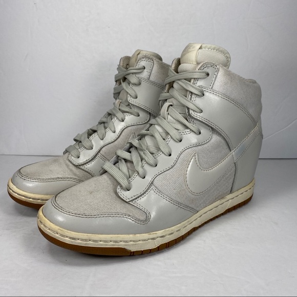 nike dunk sky hi essential